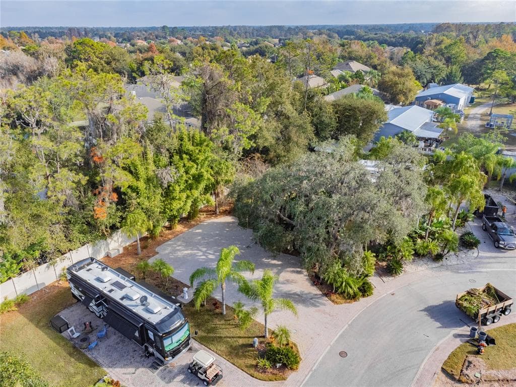 6853 AMANDA VISTA CIRCLE LAND O LAKES, FL 34637
