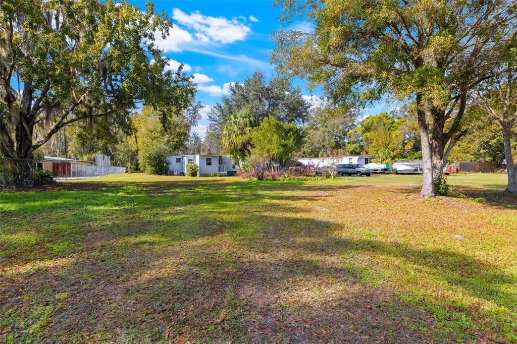 6425 WENDELL DRIVE WESLEY CHAPEL, FL 33544
