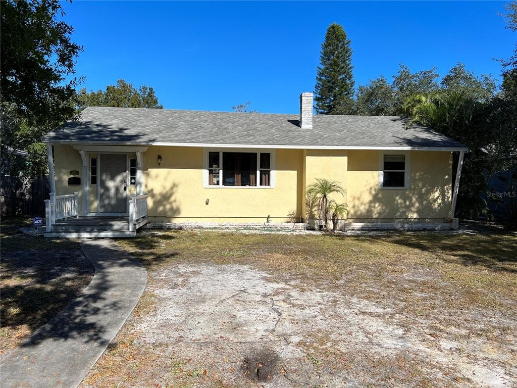 747 39TH AVENUE NE ST PETERSBURG, FL 33703