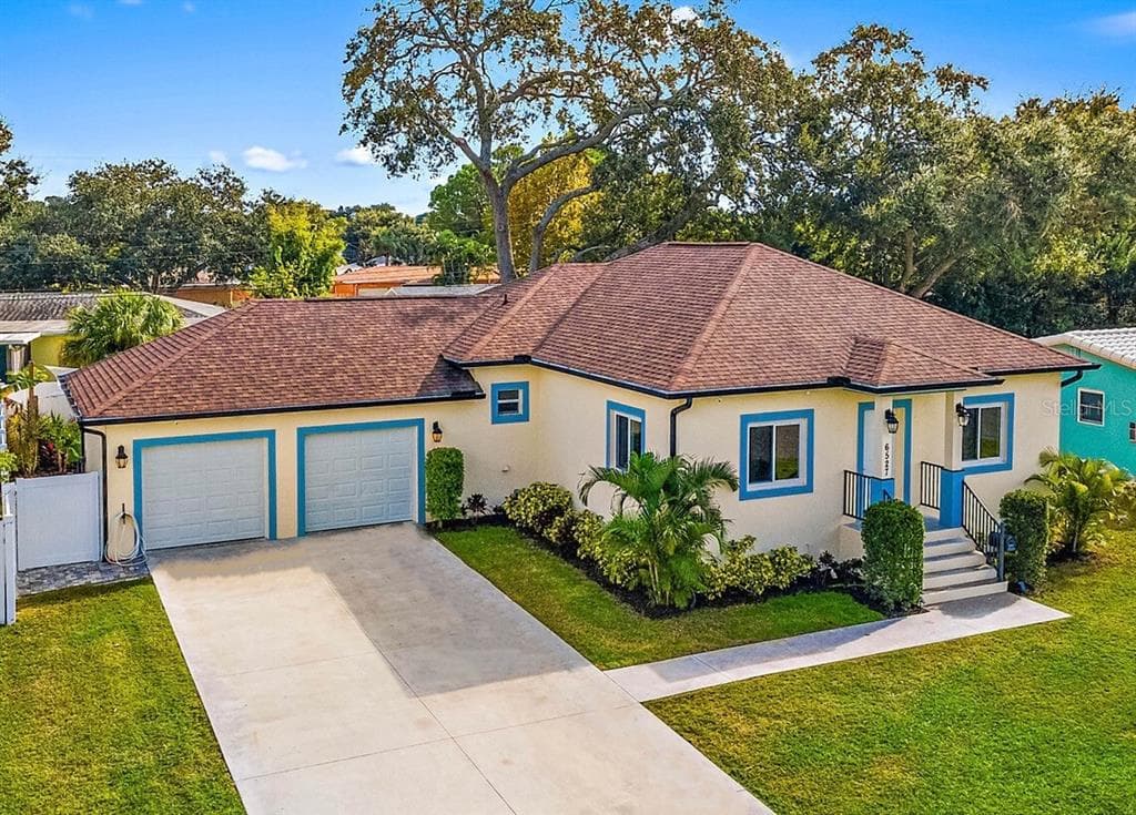 6527 KENT DRIVE N ST PETERSBURG, FL 33702