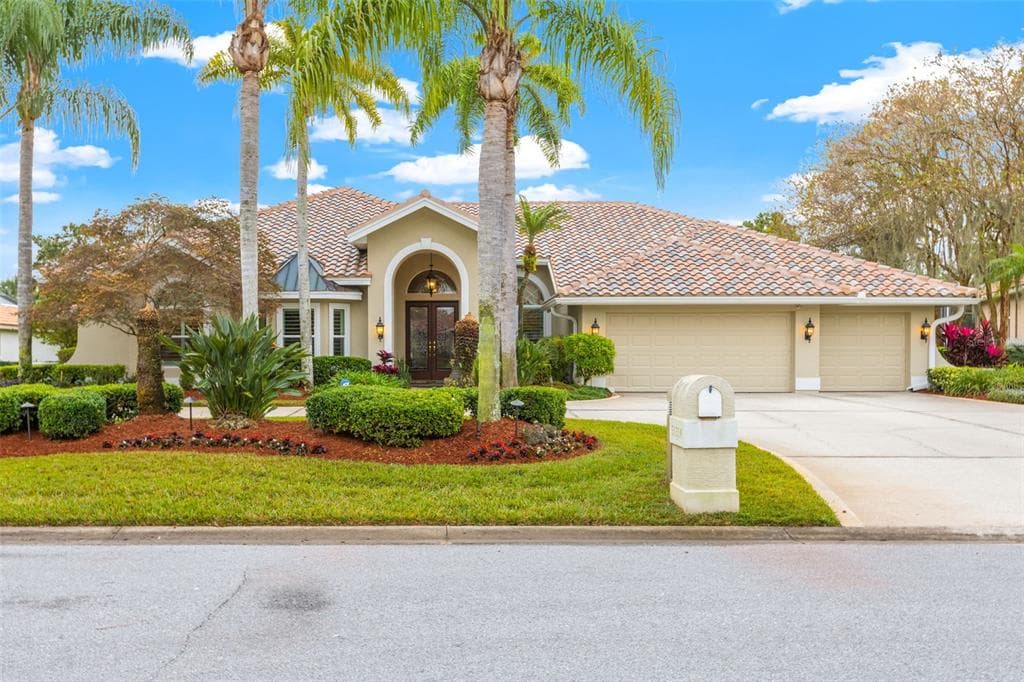 30304 LAURELWOOD LANE WESLEY CHAPEL, FL 33543