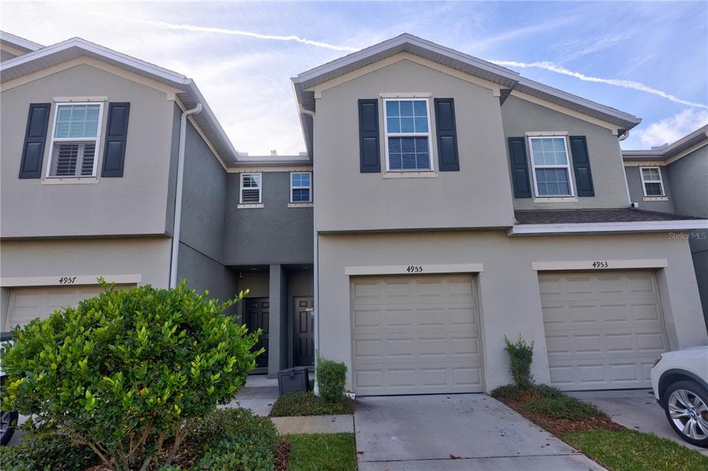 4955 WHITE SANDERLING COURT TAMPA, FL 33619