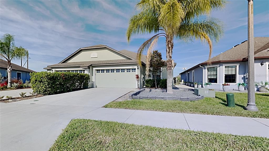 5766 LACAR WAY LAKELAND, FL 33805