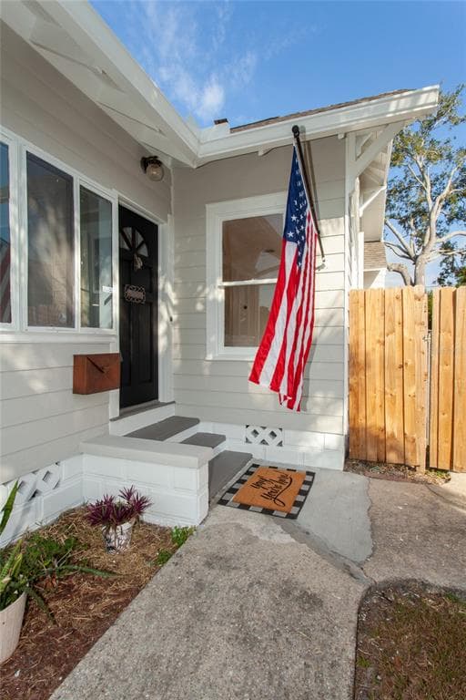4017 1ST AVENUE N ST PETERSBURG, FL 33713
