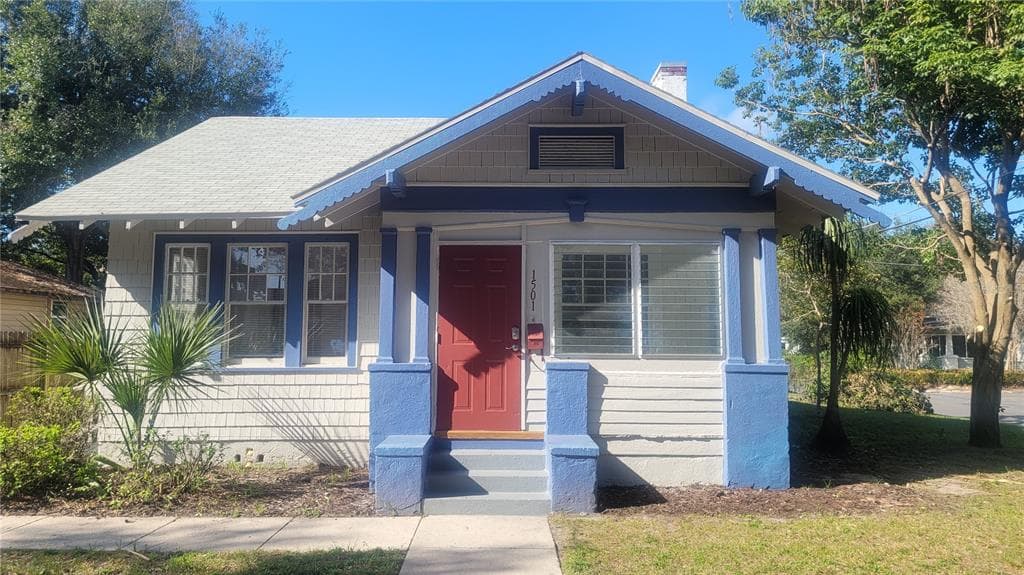 1501 BANKS PLACE LAKELAND, FL 33803
