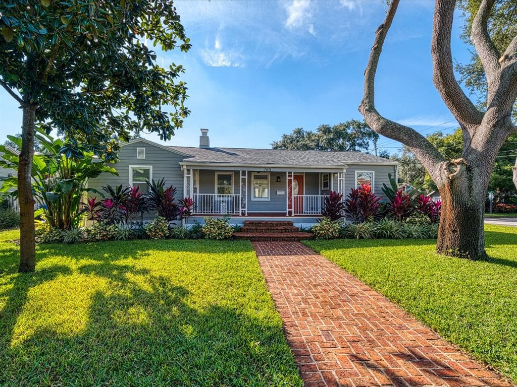 760 13TH AVENUE N ST PETERSBURG, FL 33701