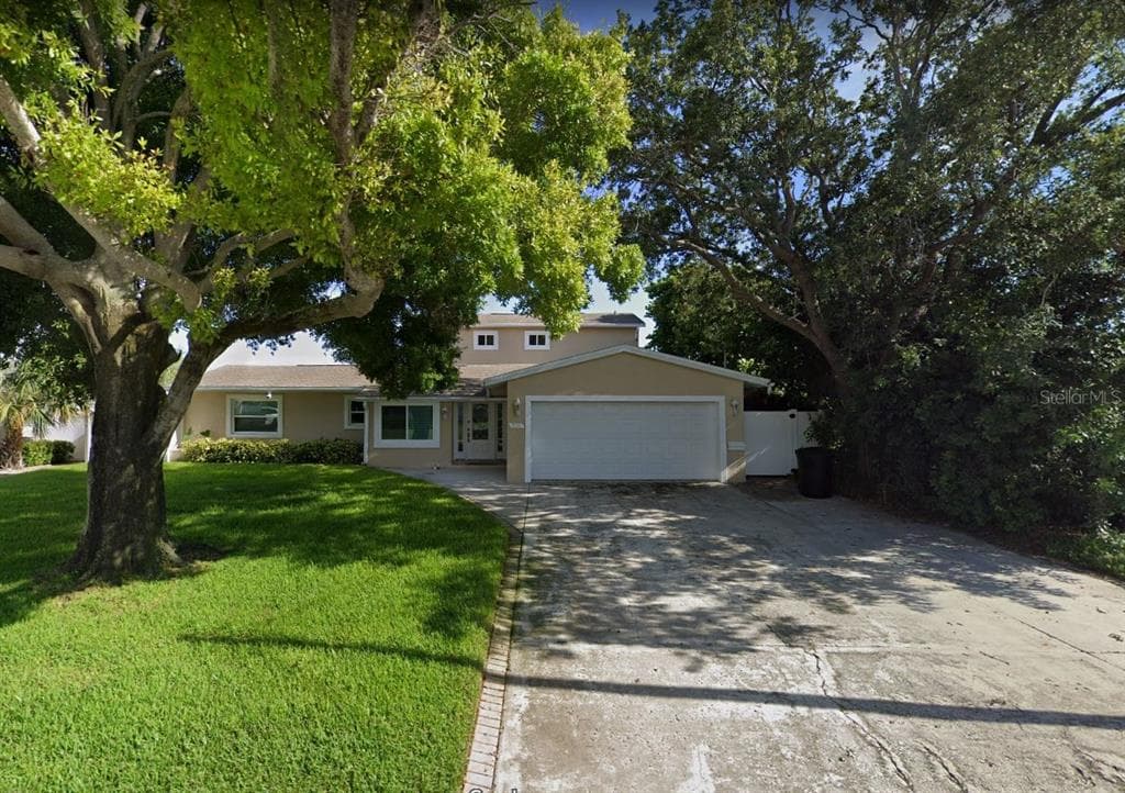 7886 1ST AVENUE S ST PETERSBURG, FL 33707
