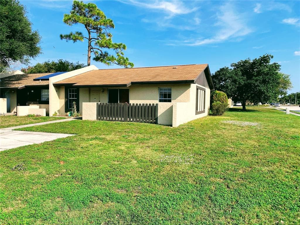 10001 88TH WAY SEMINOLE, FL 33777