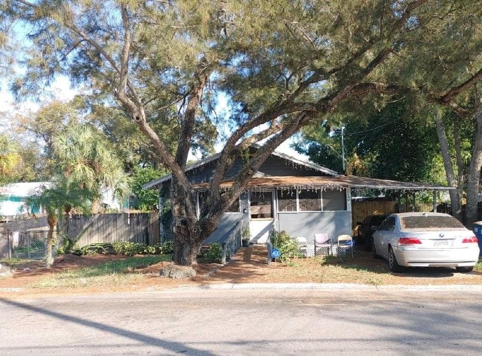 1405 PENNSYLVANIA AVENUE CLEARWATER, FL 33755