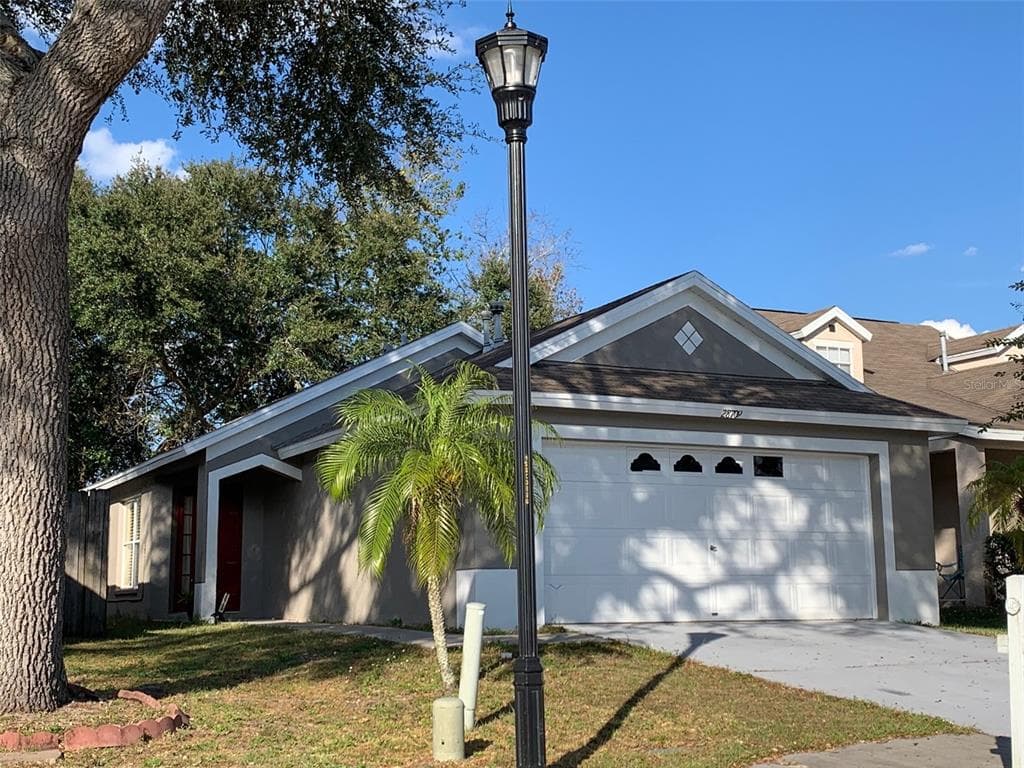 28709 SEASHELL COURT ZEPHYRHILLS, FL 33545