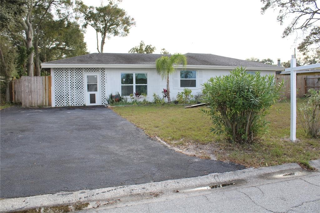 7300 13TH AVENUE N ST PETERSBURG, FL 33710