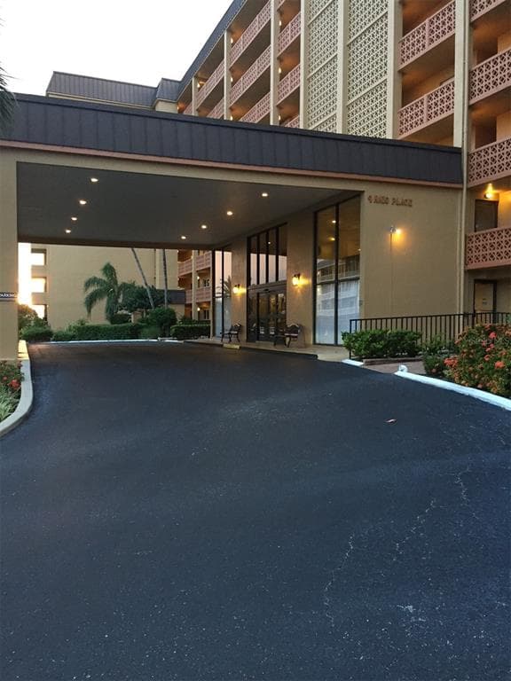 9 HAIG PLACE UNIT 707 DUNEDIN, FL 34698