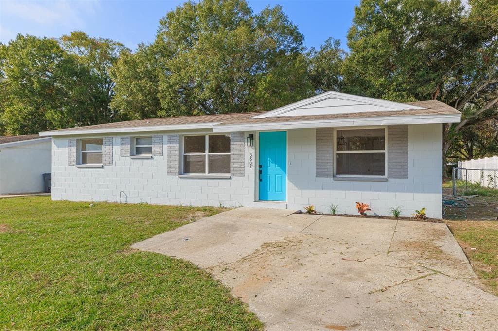 3802 CORAL DRIVE TAMPA, FL 33619