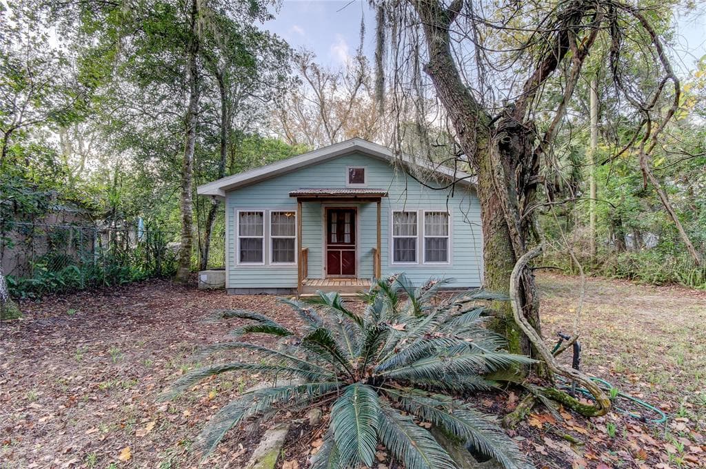 4395 POCAHONTAS DRIVE DADE CITY, FL 33523