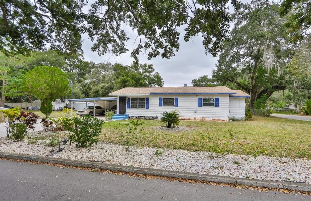 618 19TH STREET E BRADENTON, FL 34208