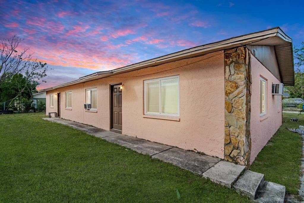 3420 N GARRISON STREET TAMPA, FL 33619