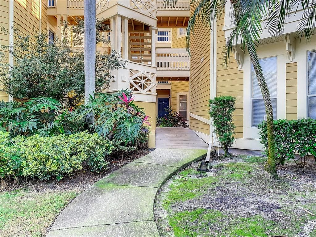 115 112TH AVENUE NE UNIT 904 ST PETERSBURG, FL 33716