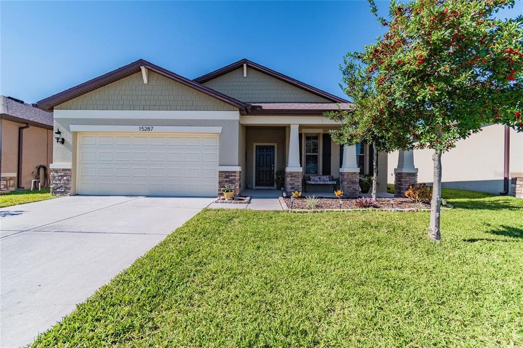 15287 STONE HOUSE DRIVE BROOKSVILLE, FL 34604