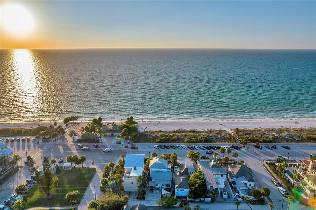 1003 GULF WAY ST PETE BEACH, FL 33706