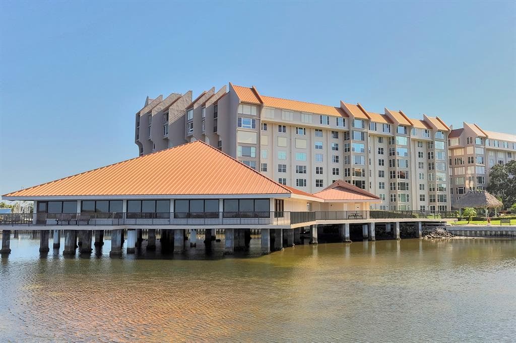 634 EDGEWATER DRIVE UNIT 244 DUNEDIN, FL 34698