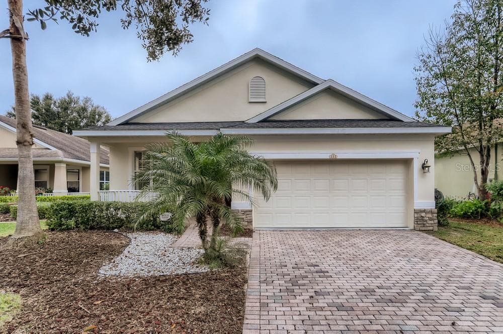 111 CRESCENT MOON DRIVE GROVELAND, FL 34736