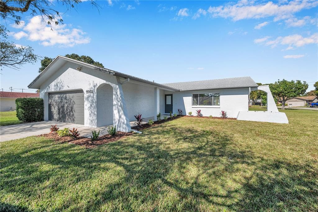 2302 15TH STREET W PALMETTO, FL 34221