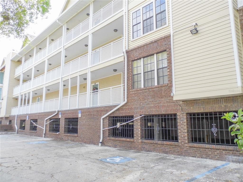 1000 W HORATIO STREET UNIT 324 TAMPA, FL 33606