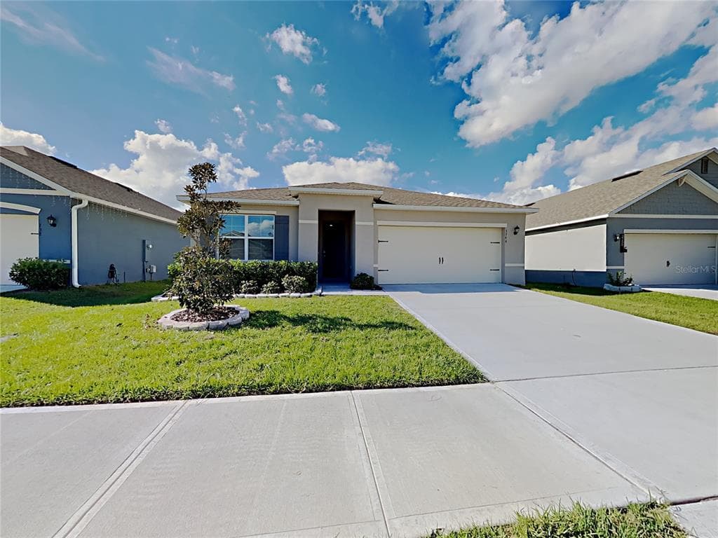 3744 MOONFLOWER LANE MOUNT DORA, FL 32757