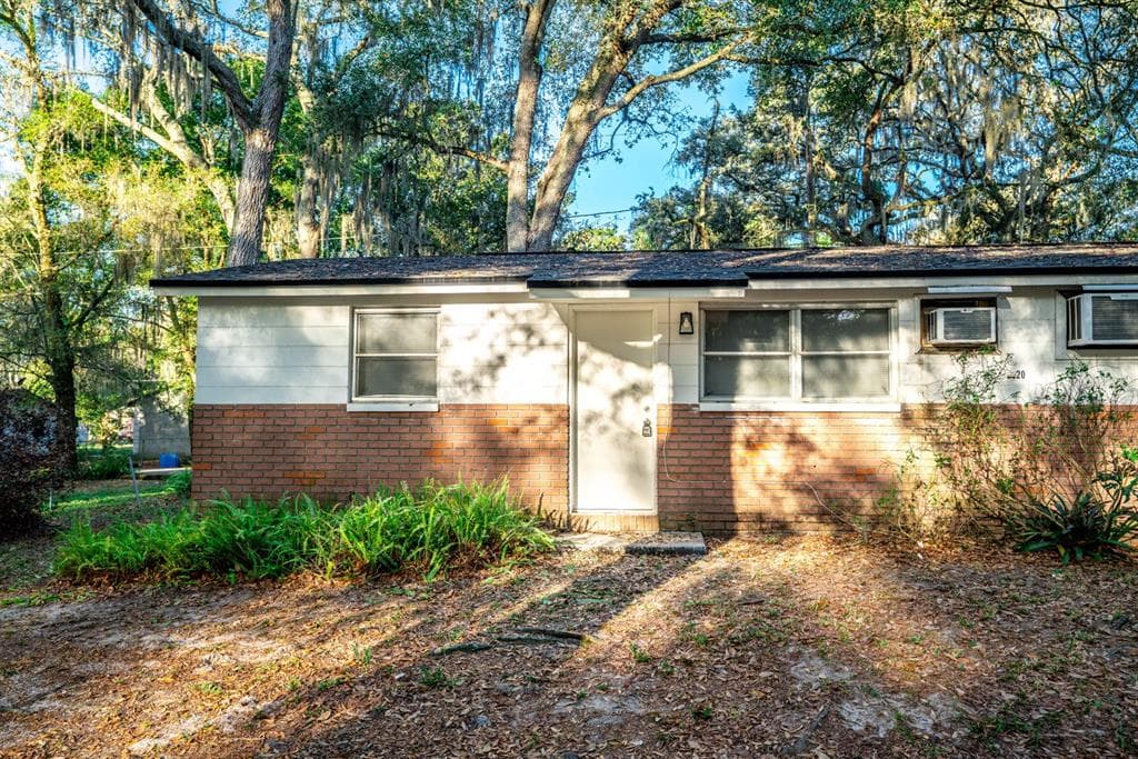 5320 PINE STREET UNIT A SEFFNER, FL 33584