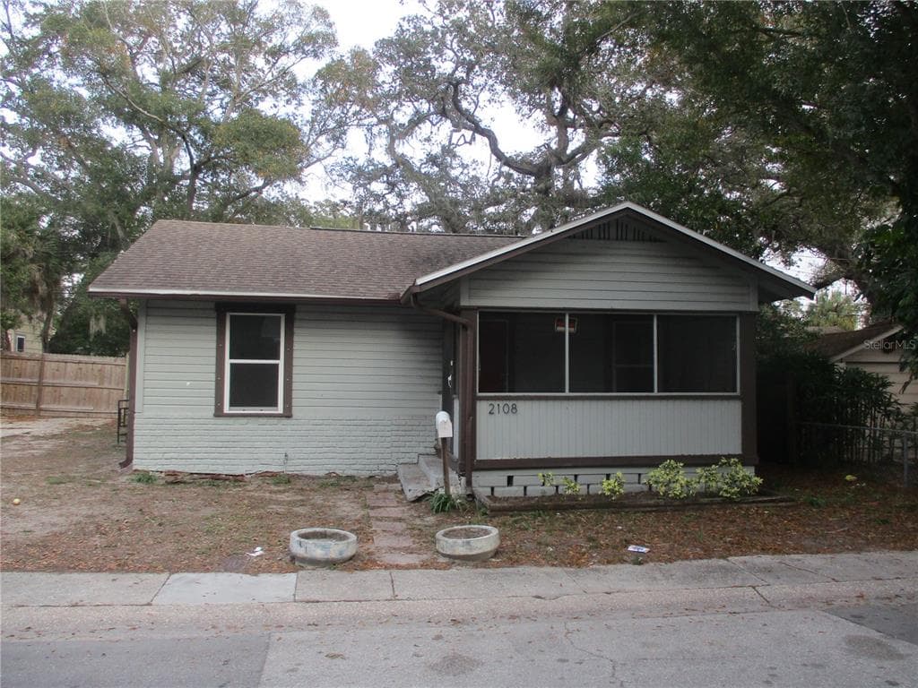 2108 AUBURN STREET S ST PETERSBURG, FL 33712