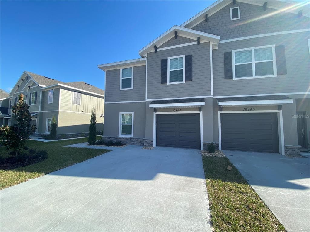 10945 QUICKWATER COURT RIVERVIEW, FL 33569