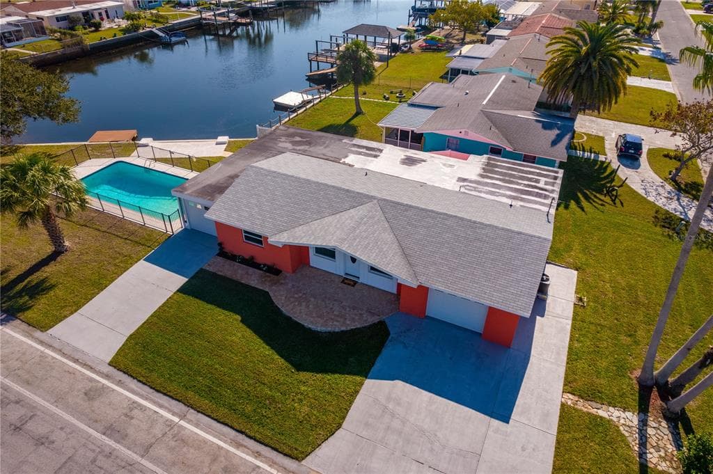6426 BEACH BOULEVARD HUDSON, FL 34667