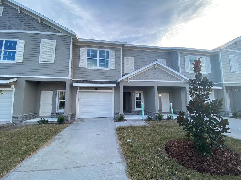 10941 QUICKWATER COURT RIVERVIEW, FL 33569