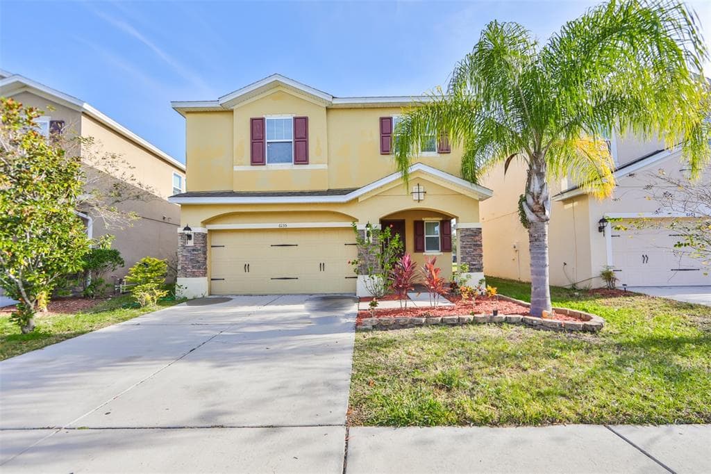 6135 TRENT CREEK DRIVE SUN CITY CENTER, FL 33573