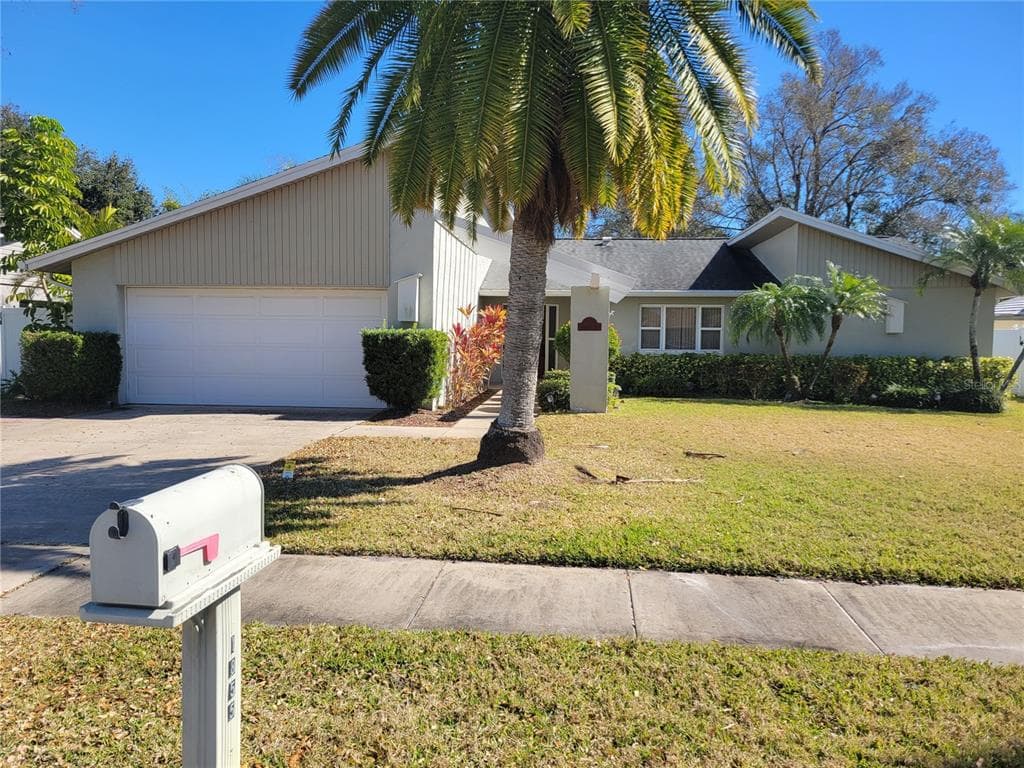1855 DEL ROBLES TERRACE CLEARWATER, FL 33764