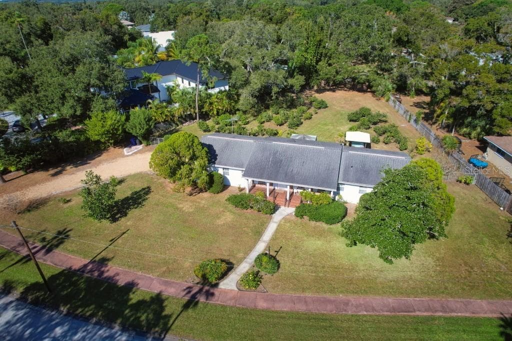 8037 ELBOW LANE N ST PETERSBURG, FL 33710
