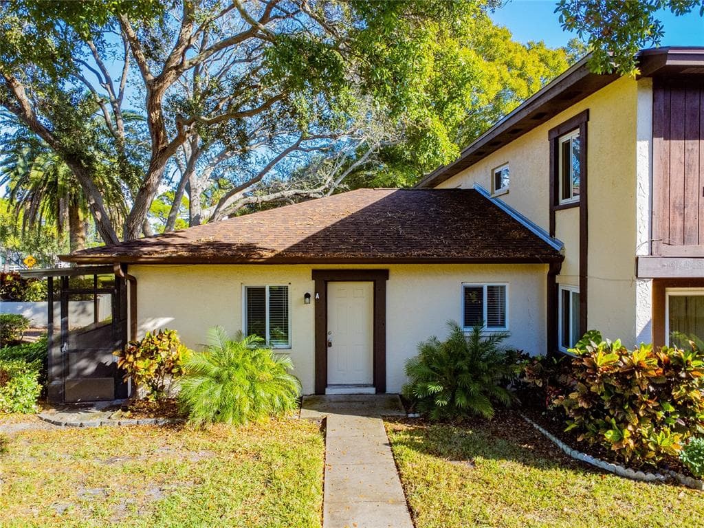 2937 BOUGH AVENUE UNIT A CLEARWATER, FL 33760