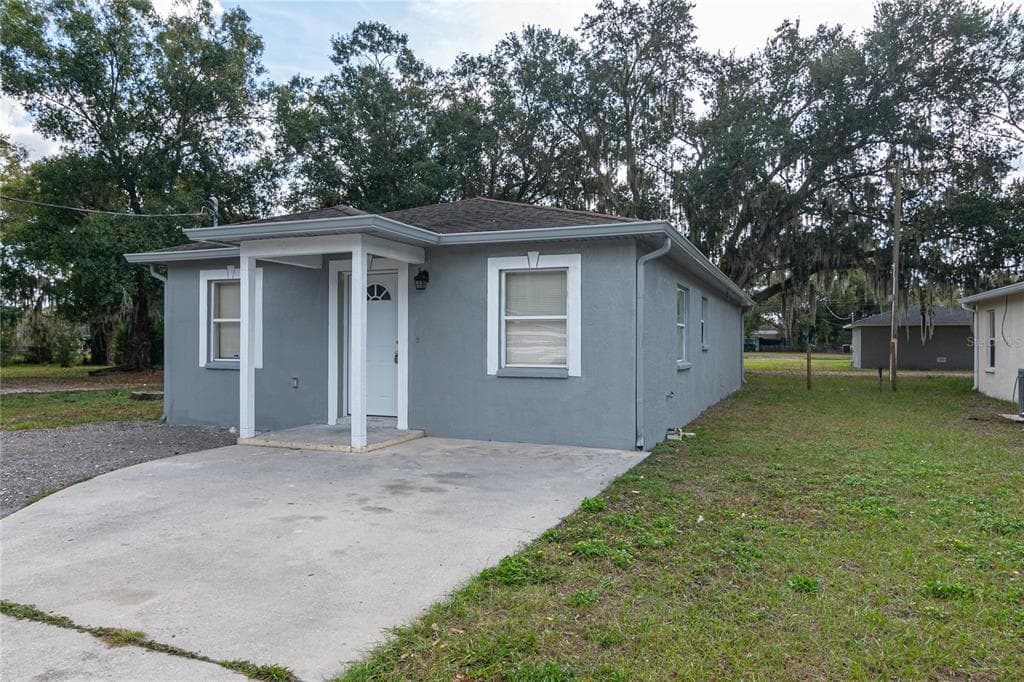 1211 W WASHINGTON STREET PLANT CITY, FL 33563