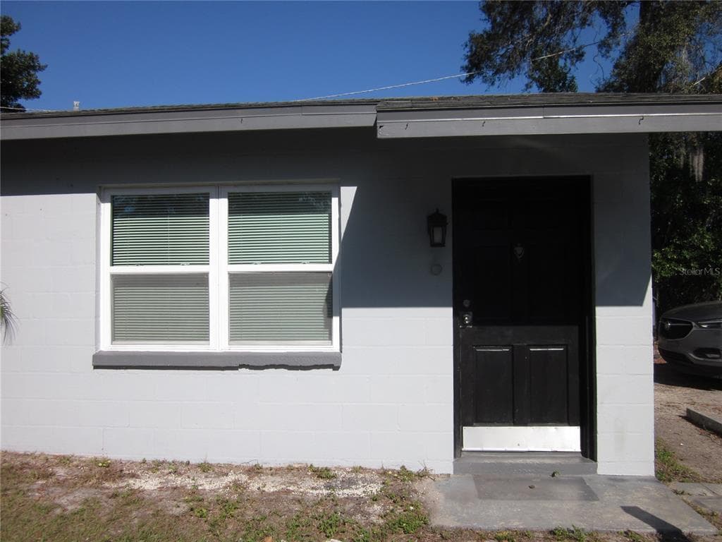 11740 N 17TH STREET UNIT 6 TAMPA, FL 33612
