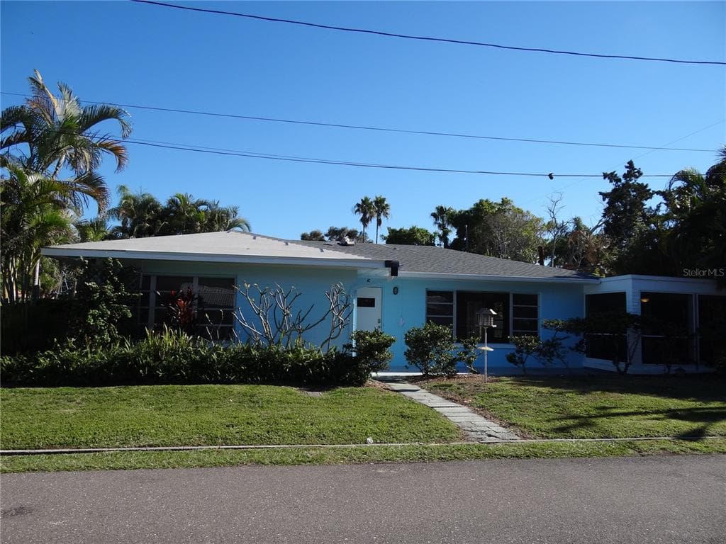 5 158TH AVENUE REDINGTON BEACH, FL 33708