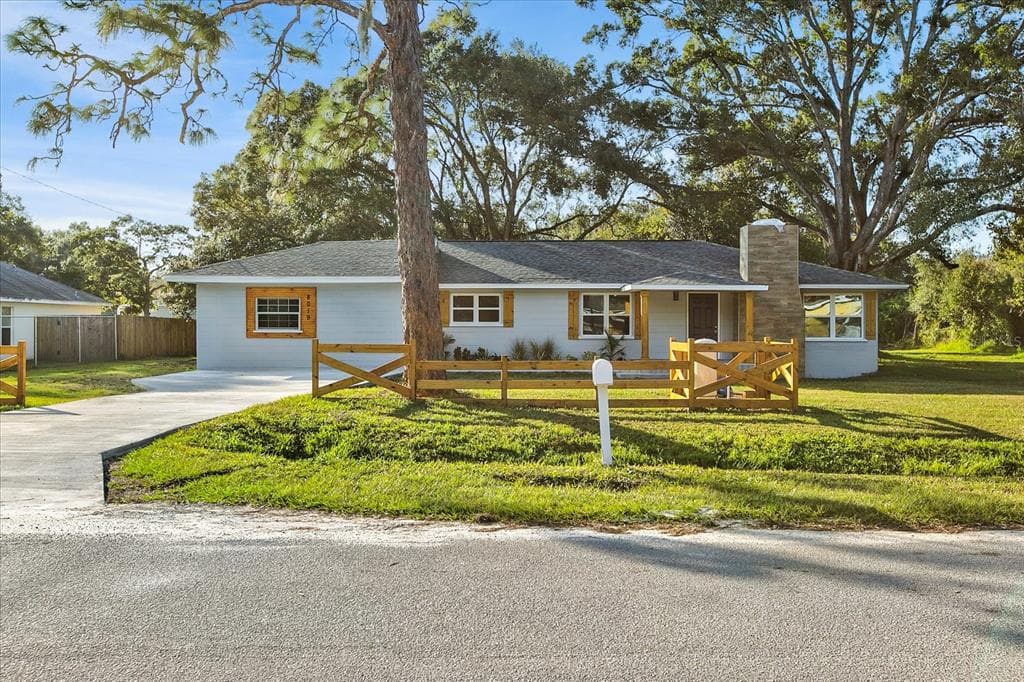 8019 MALOREN STREET RIVERVIEW, FL 33578