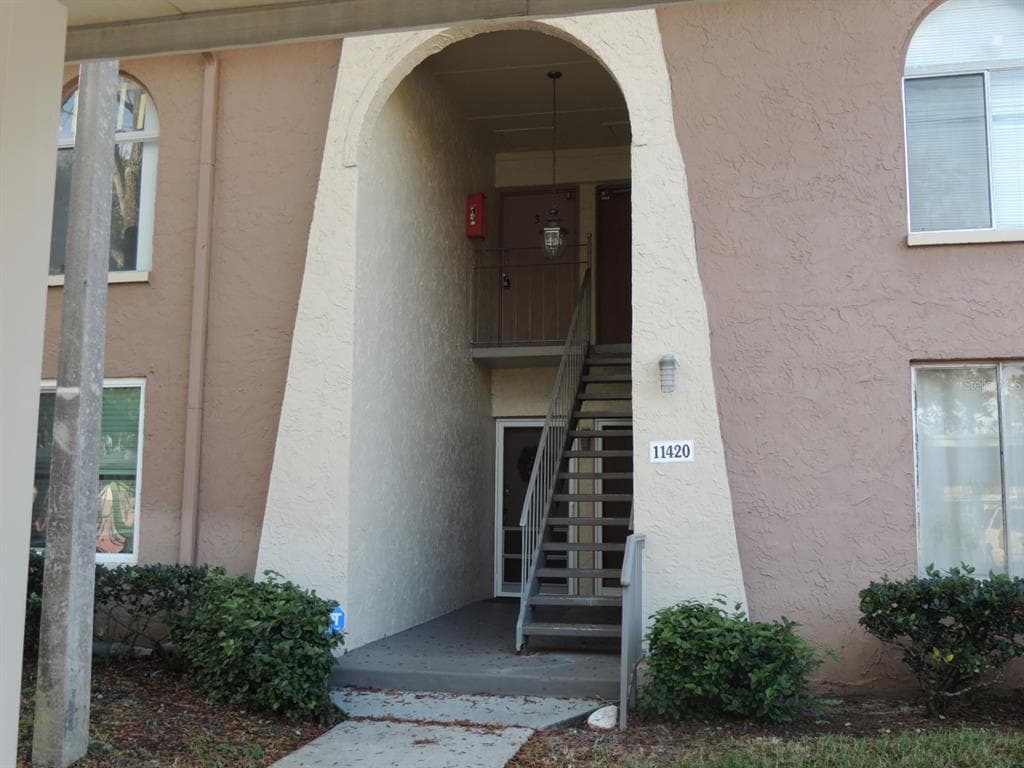 11420 2ND STREET N UNIT 3 ST PETERSBURG, FL 33716