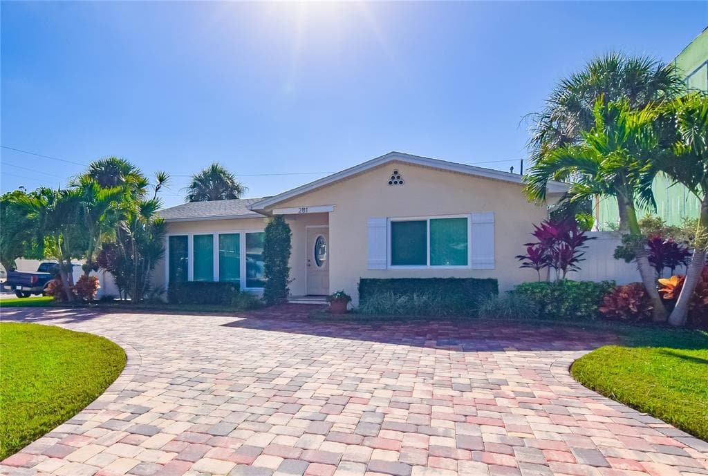 281 44TH AVENUE ST PETE BEACH, FL 33706