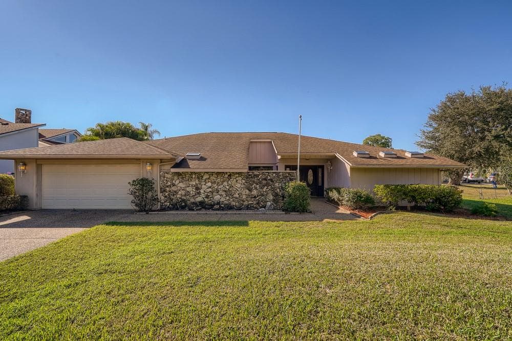 4344 JOHN DONNE CIRCLE SARASOTA, FL 34241