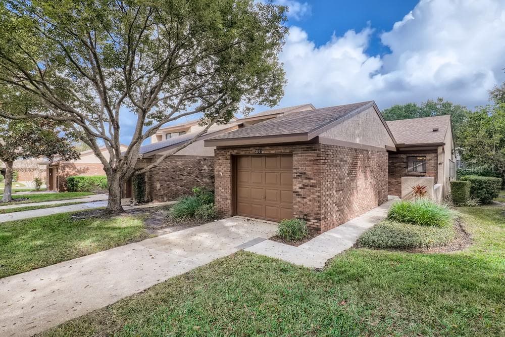 3911 VILLAS GREEN CIRCLE UNIT 6 LONGWOOD, FL 32779