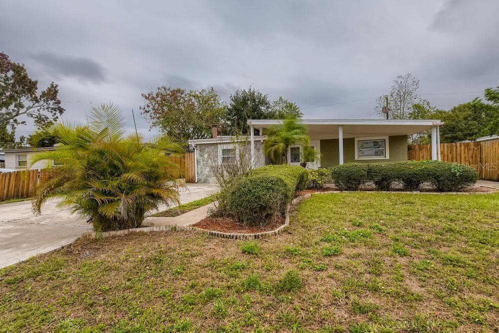 9171 82ND WAY SEMINOLE, FL 33777