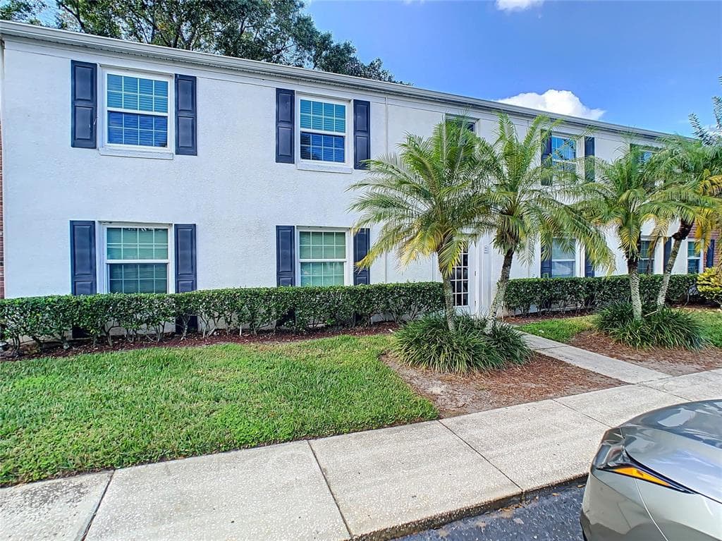 13690 ORANGE SUNSET DRIVE UNIT 202 TAMPA, FL 33618