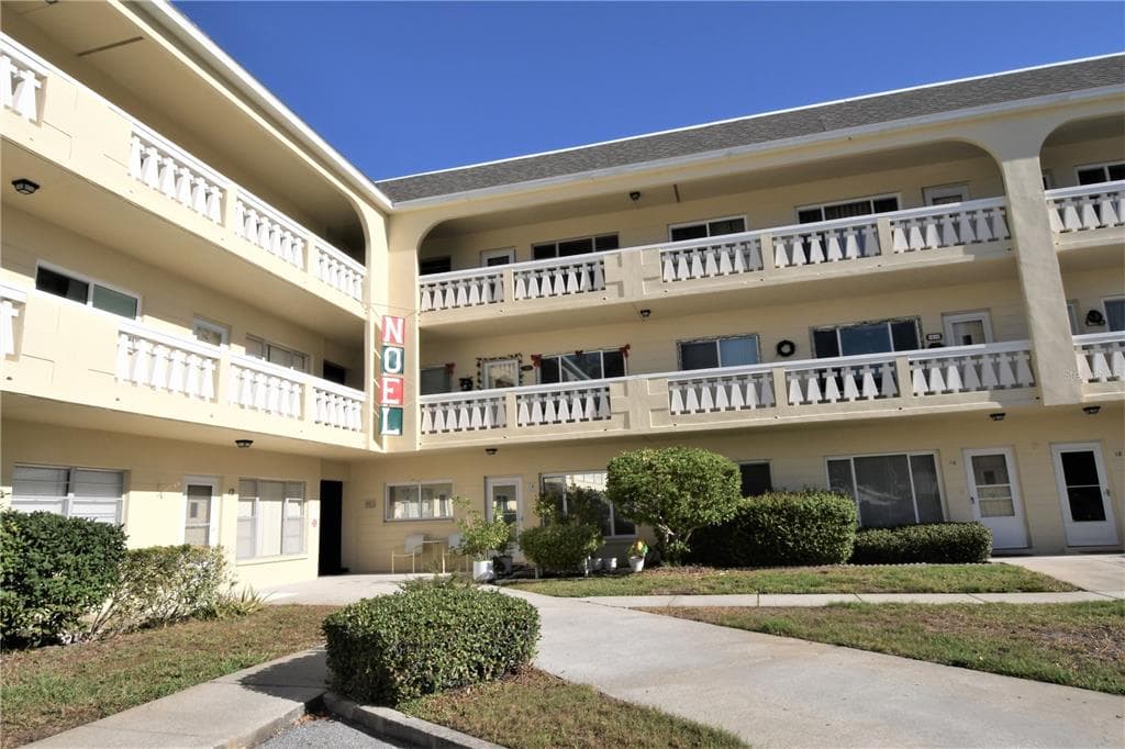 2256 SPANISH DRIVE UNIT 62 CLEARWATER, FL 33763