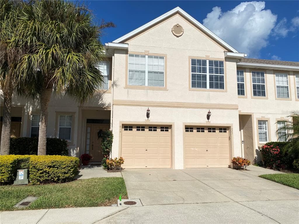 619 VALLANCE WAY NE UNIT #619 ST PETERSBURG, FL 33716