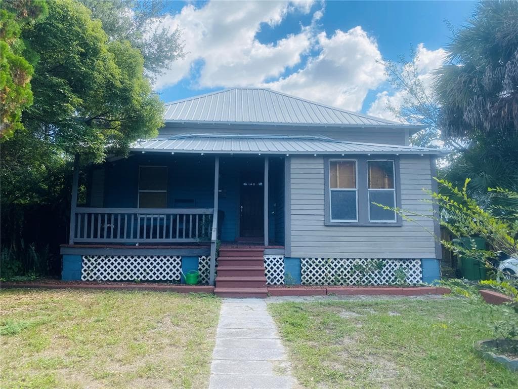 3911 N ARLINGTON AVENUE TAMPA, FL 33603